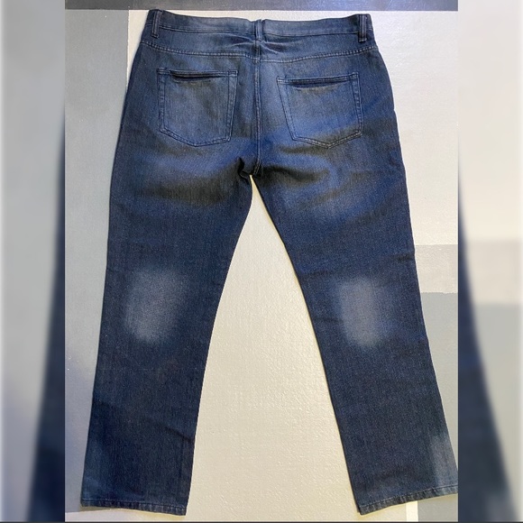 Men’s Dark Wash Straight Leg Lions Crest Jeans - Picture 2 of 6